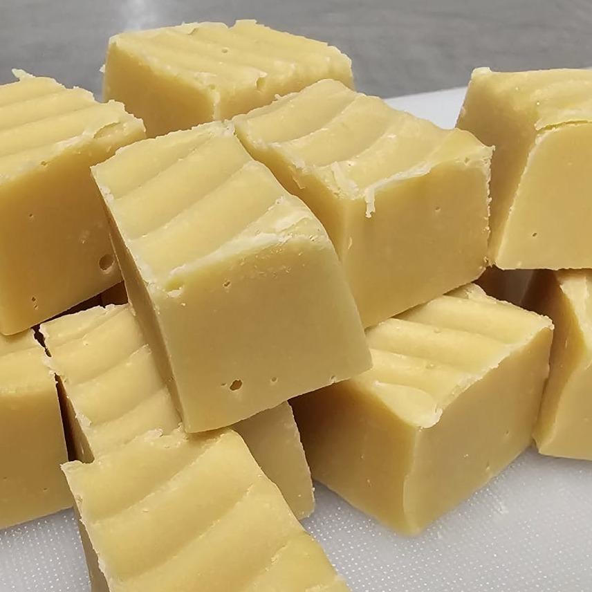 Handmade Traditional Fudge - Clotted Cream Fudge