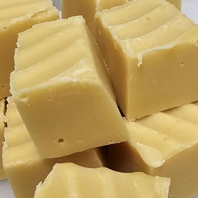 Handmade Traditional Fudge - Clotted Cream Fudge